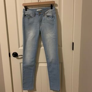 Kancan Jeans •Size 27•